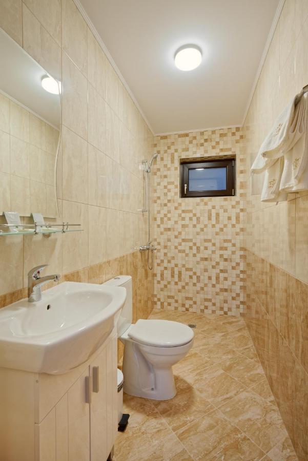 Комплекс Колонада Hotel Hisarya Exterior photo
